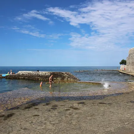 Riky Ap4 - Few Steps From The Apartment Novigrad (Istria)