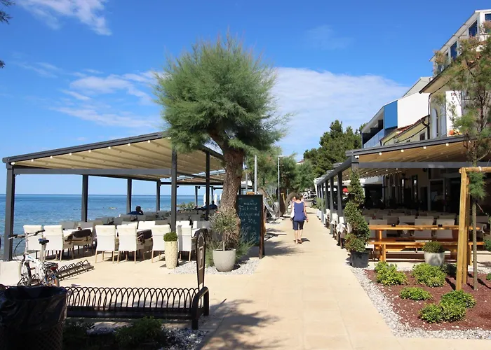 Riky Ap4 - Few Steps From The Apartment Novigrad (Istria)