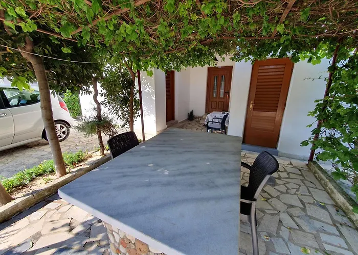 Riky Ap4 - Few Steps From The Apartment