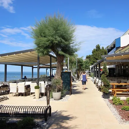 Riky Ap4 - Few Steps From The Apartman Novigrad Istria