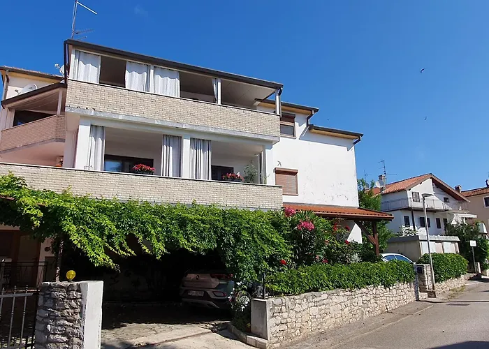 Riky Ap4 - Few Steps From The