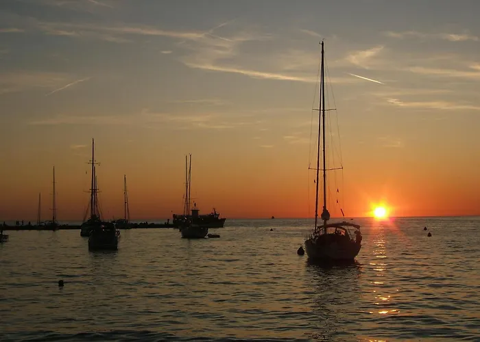 Riky Ap4 - Few Steps From The 아파트