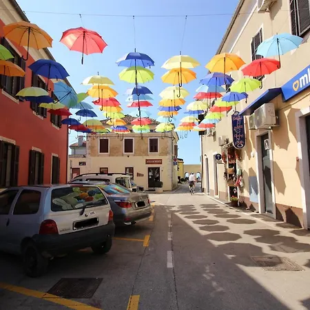 Riky Ap4 - Few Steps From The